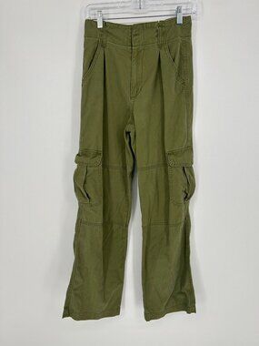 Forever 21 Olive Green Wide Leg Cargo Pants Model Off Duty Utility Y2K Size S